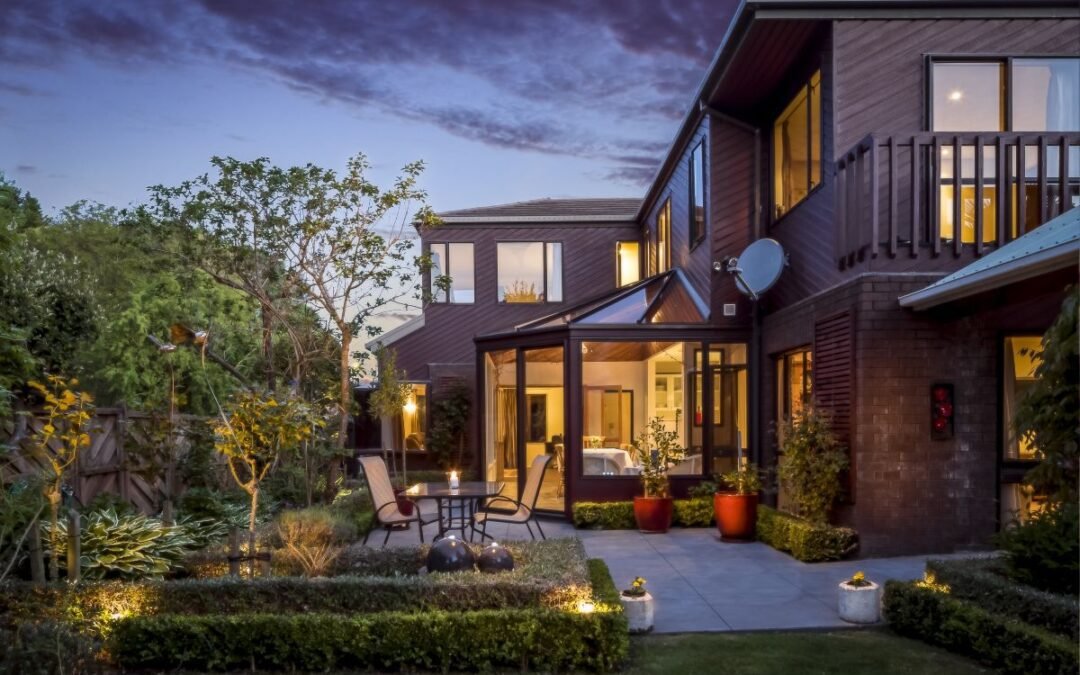 2026 Toronto Outdoor Living Space Renovation Guide: Decks, Pergolas, Patios & Fencing Costs